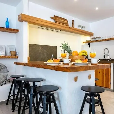 Faro's Beachhouse For 8 * 马拉加
