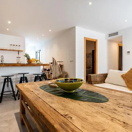 度假居 Faro's Beachhouse For 8