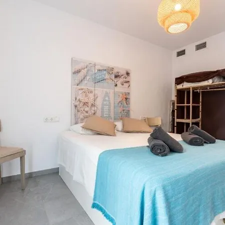 Faro's Beachhouse For 8 度假居