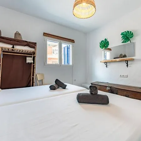 Faro's Beachhouse For 8 * 马拉加